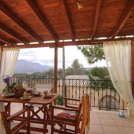 Rimondi Grand Villas Skaleta Luaran gambar