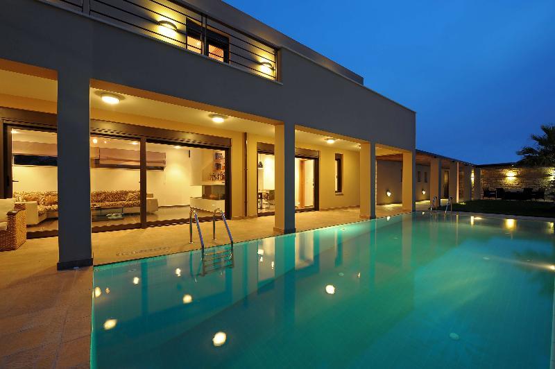 Rimondi Grand Villas Skaleta Luaran gambar