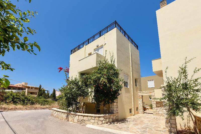 Rimondi Grand Villas Skaleta Luaran gambar