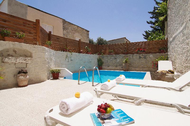 Rimondi Grand Villas Skaleta Luaran gambar